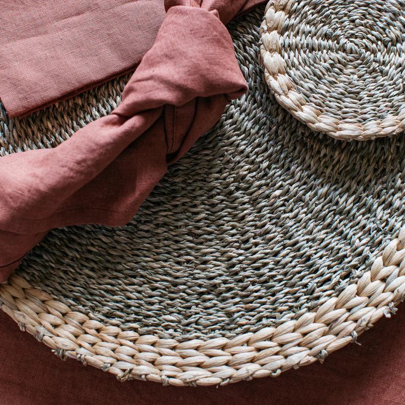 Also Home Venlig Seagrass & Water Hyacinth Placemat Set - 2pcs - Waha Lifestyle