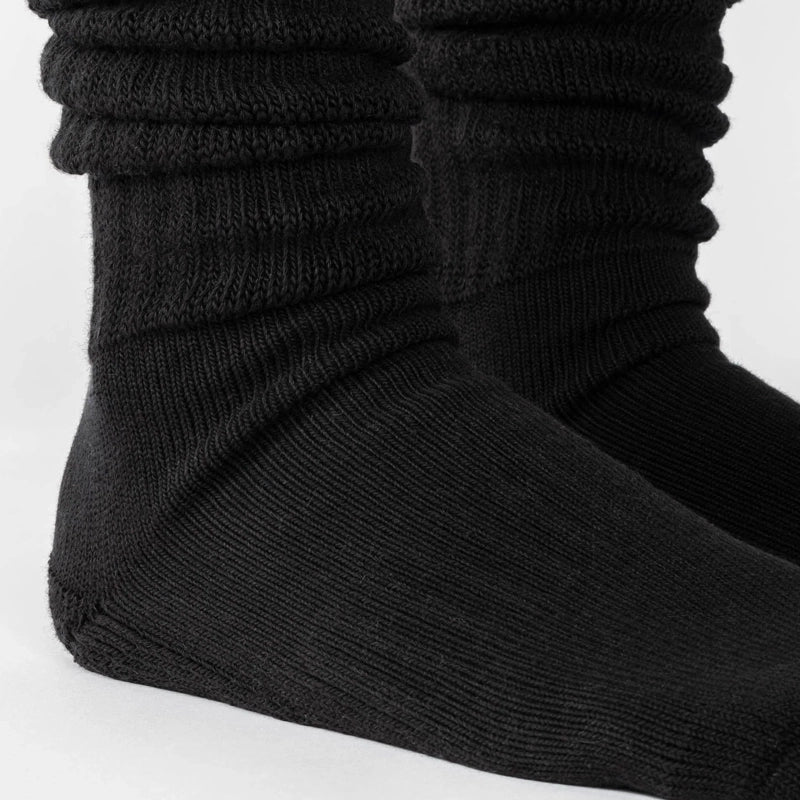 Slouch Crew Grip Socks for Pilates & Yoga - Black