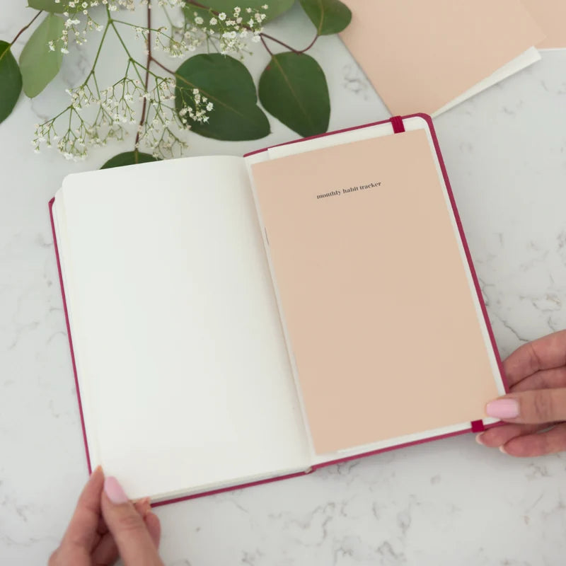 2027 Minimal Weekly Planner with Flexi Cover - 13 x 21cm