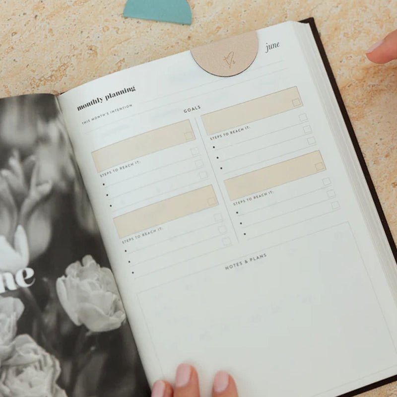 Magnetic Bookmark Set