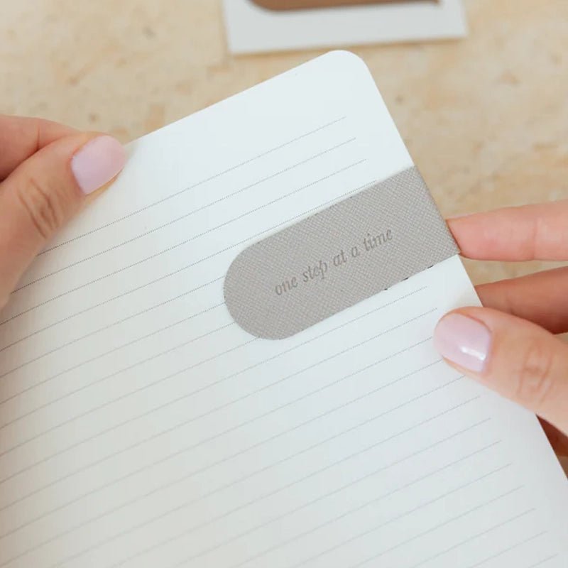 Magnetic Bookmark Set