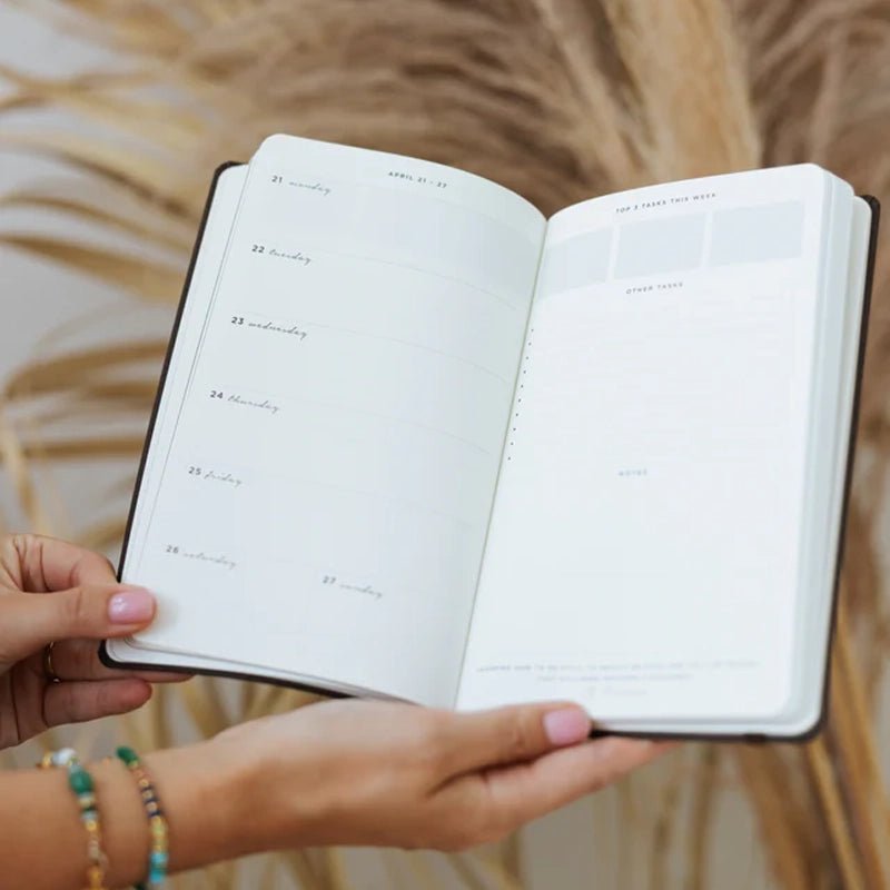 2025 Minimal Weekly Planner - Waha Lifestyle