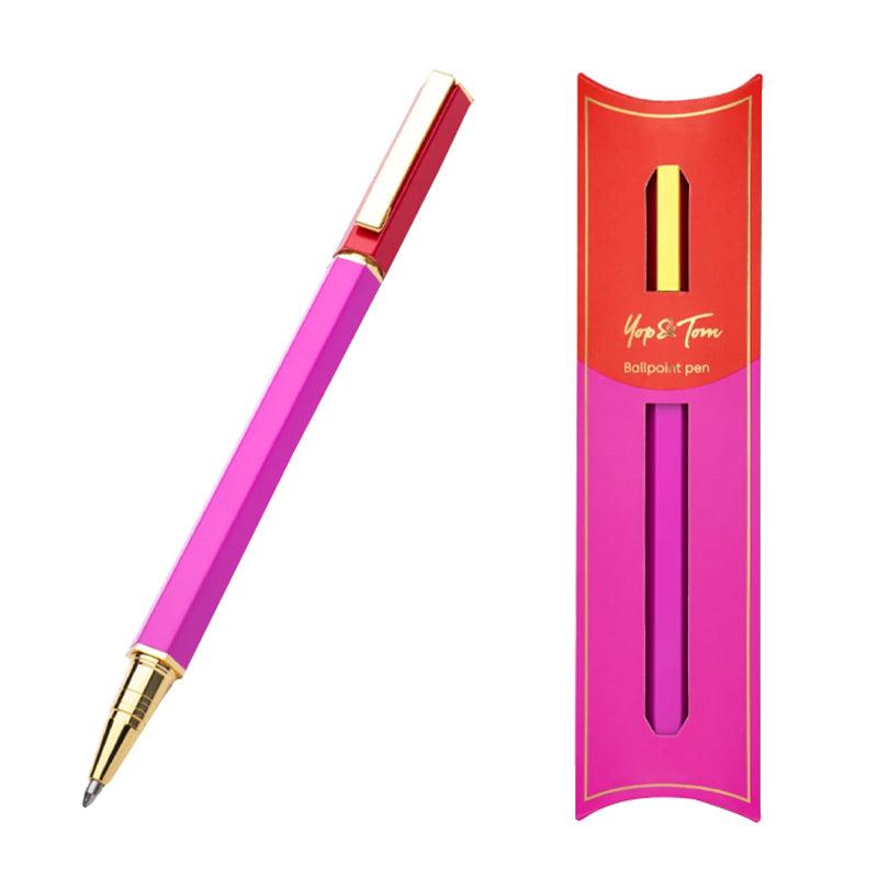 قلم حبر جاف سداسي الزوايا بألوان متنوعة
