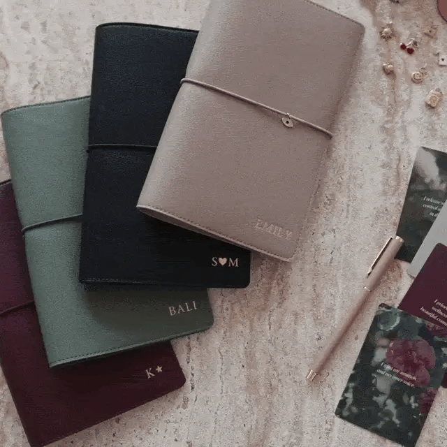Refillable Textured Faux Leather Notebook Cover with Pockets &amp; Elastic Closure