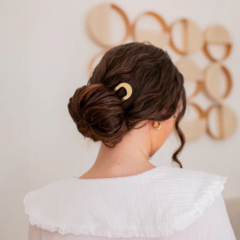 Chignon Hair Bun Pick/Pin - Golden