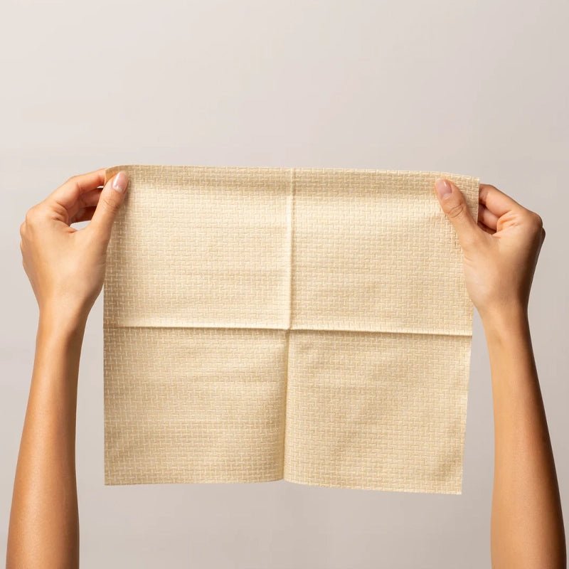 Golden Large Single-Use Face Towels for Hygienic Daily Skincare – 50pcs