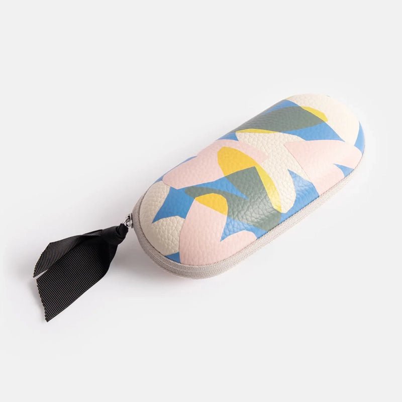 Confetti Hearts Zip Around Glasses Case