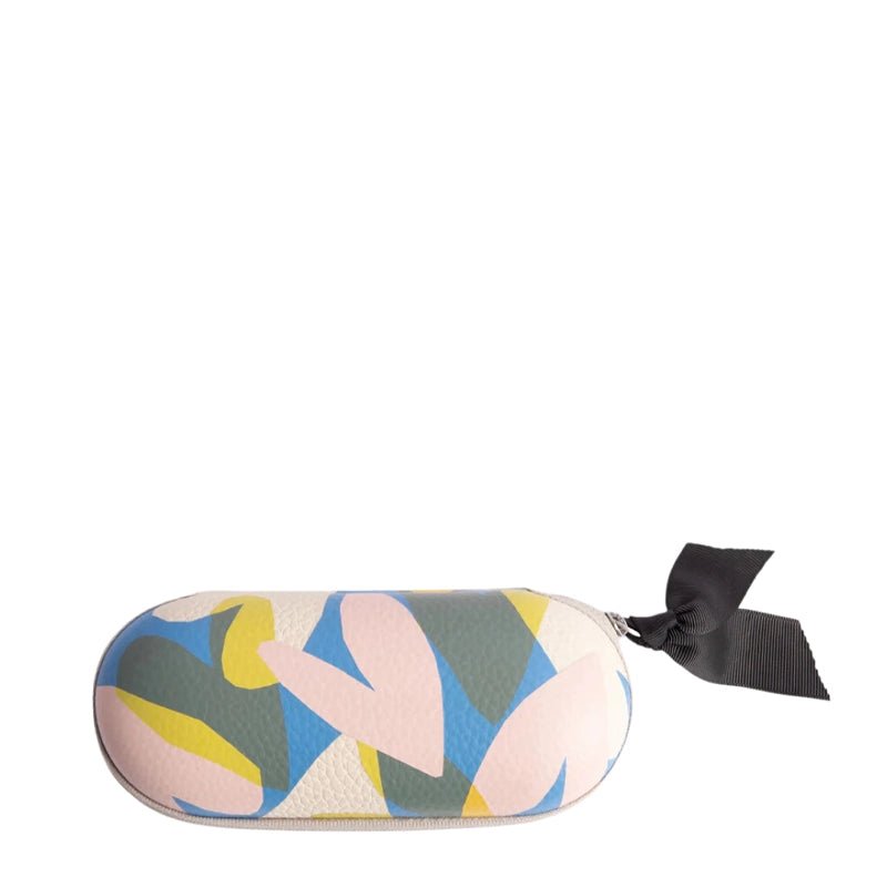 Confetti Hearts Zip Around Glasses Case