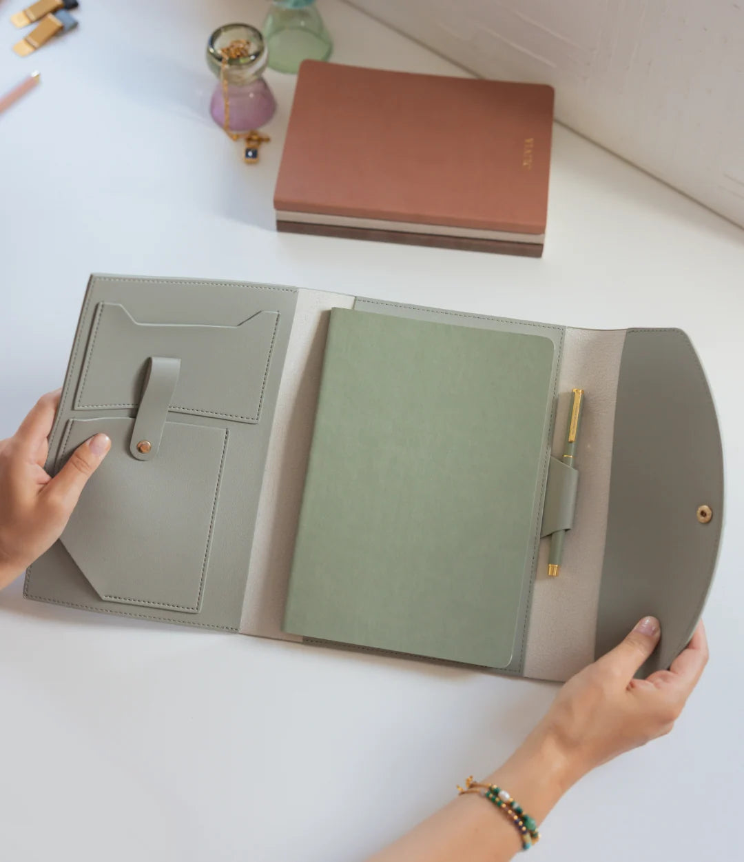 Functional Organizer with Snap Button Closure - Waha Lifestyle