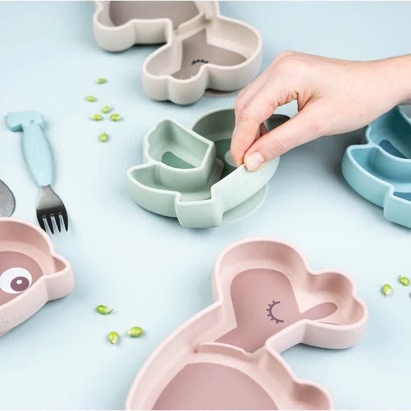 Silicone Non-Slip Stick &amp; Stay Snack Plate for Kids