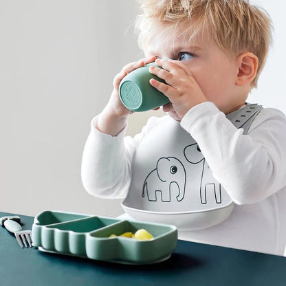 Silicone Non-Slip Stick &amp; Stay Snack Plate for Kids