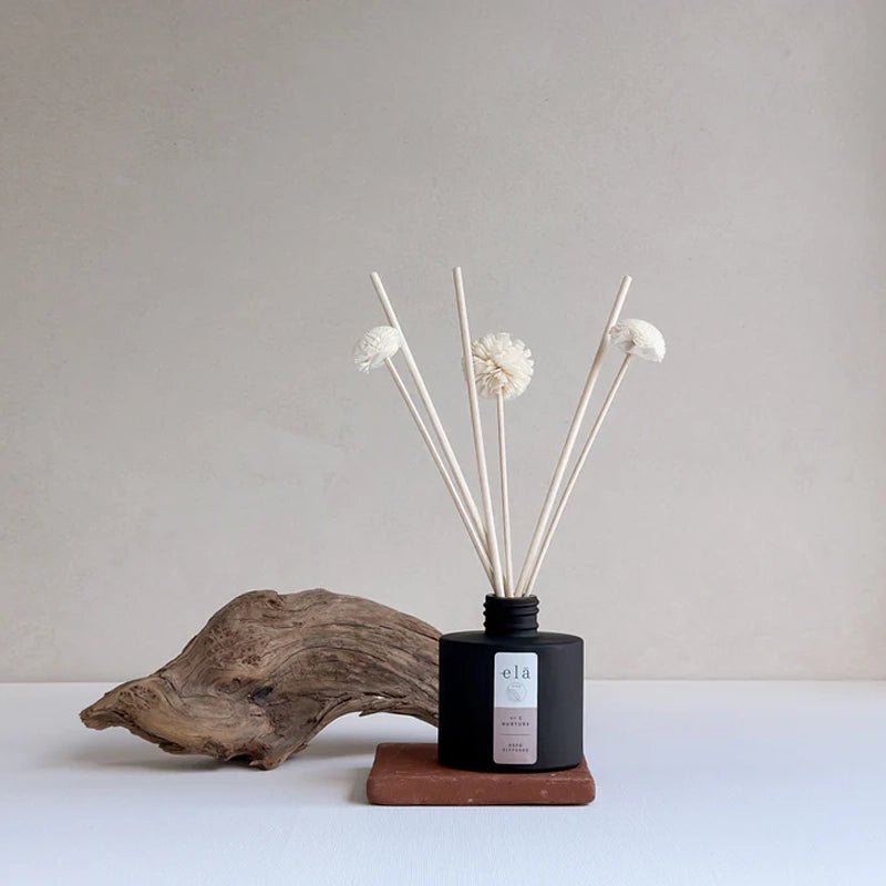 Nurture No 2 Pom Pom Sola Wood Diffuser