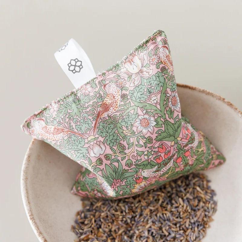 Lavender Scented Sachets - Strawberry Thief - 2pcs - Waha Lifestyle