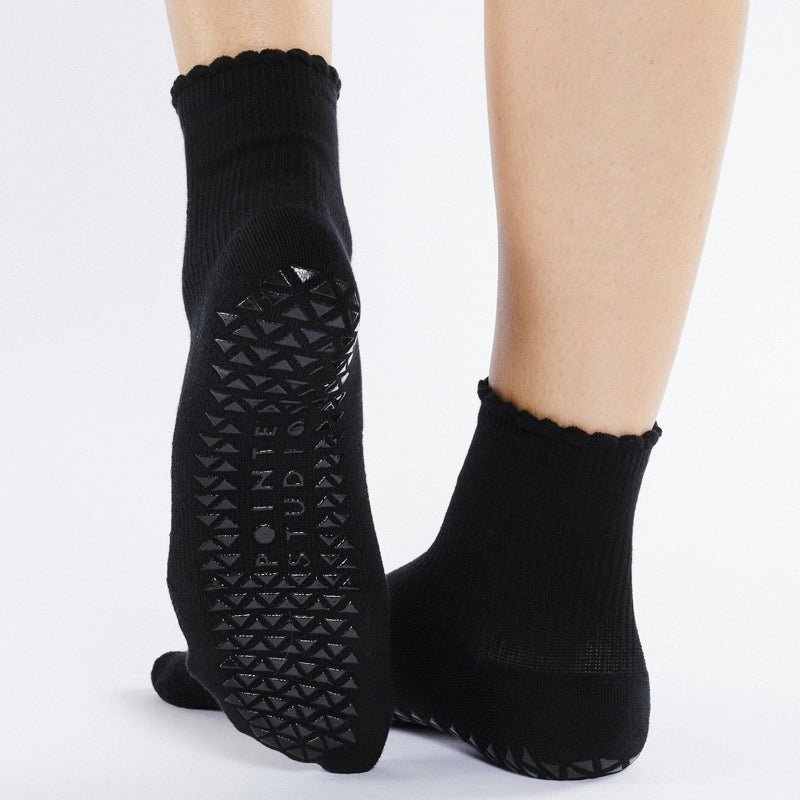 Happy Ankle Grip Socks for Pilates &amp; Yoga - Black