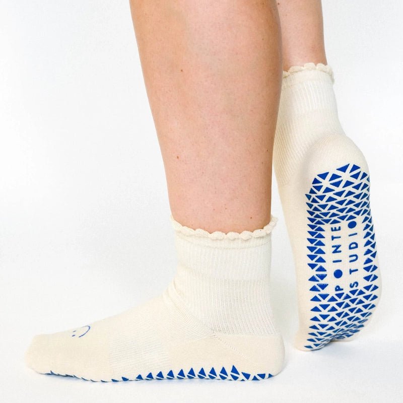 Happy Ankle Grip Socks for Pilates &amp; Yoga - Macadamia