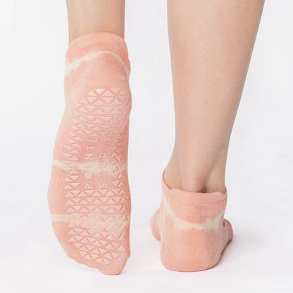 Shibori Strap Grip Socks for Pilates &amp; Yoga - Coral
