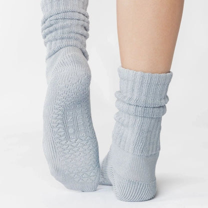 Slouch Crew Grip Socks for Pilates &amp; Yoga - Sky