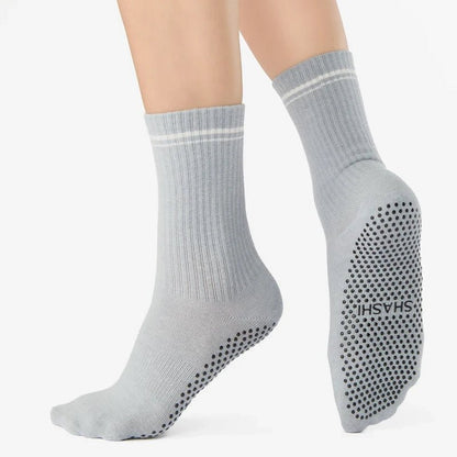 Halo Crew Grip Socks for Workouts - Heather Grey