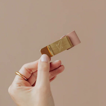 THE INSPIRED STORIES Leather Pen / Pencil Holder in Kuwait - Waha Lifestyle